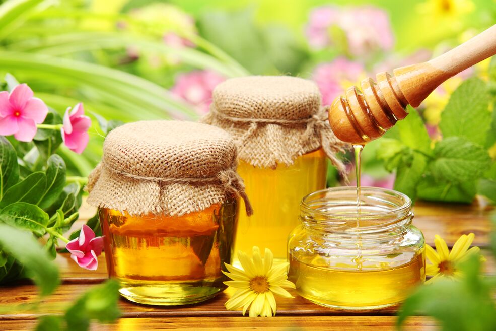 Honey is a popular worming remedy that eliminates parasites in adults and children. 